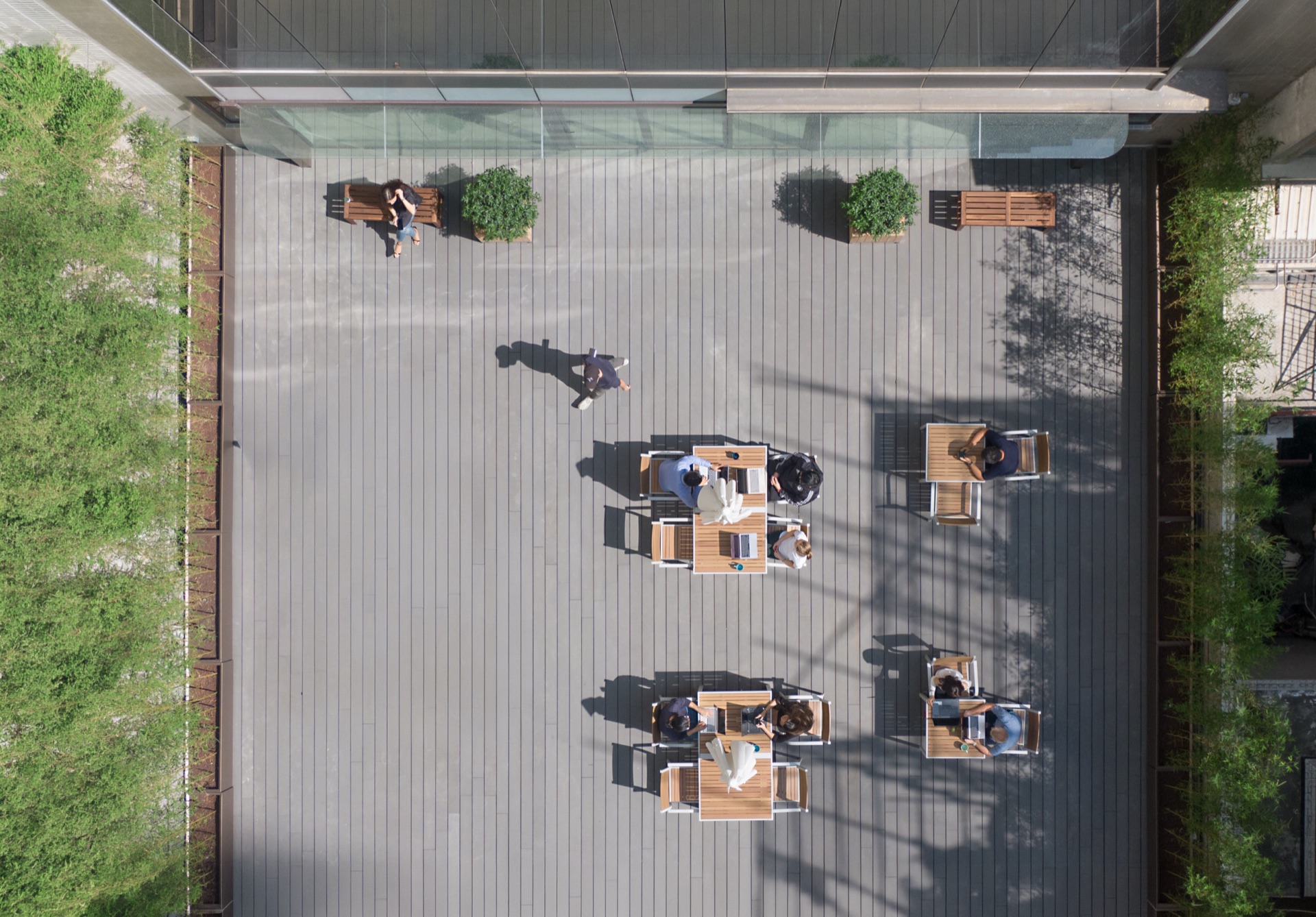Base terrace workspace